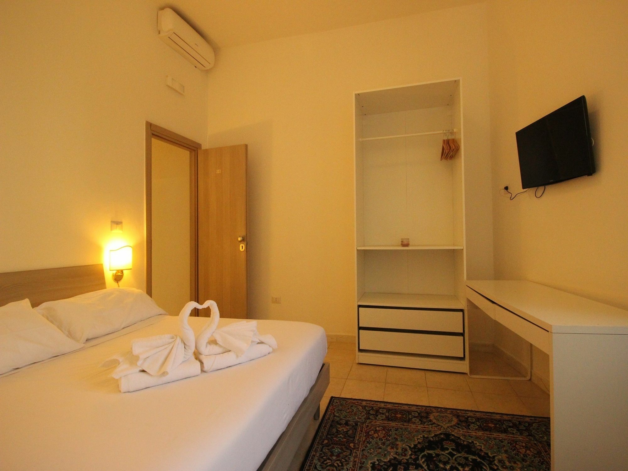Pigneto Rooms Рим Екстер'єр фото